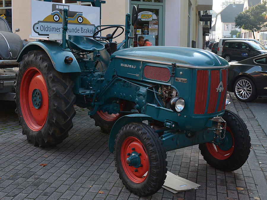 Besitzer historischer Traktoren und Landmaschinen gesucht!