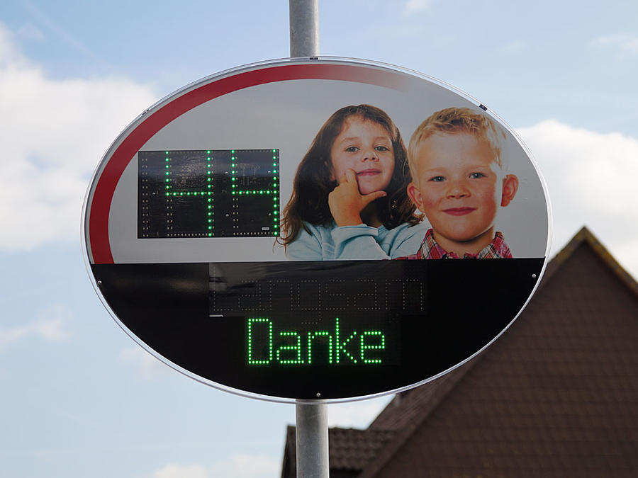 Stadt Brakel hat neues Geschwindigkeitsmessgerät im Einsatz