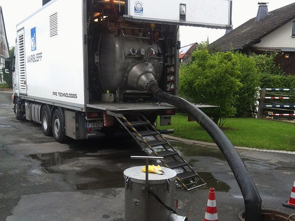 Firma Aarsleff - Arbeiten am Kanalsytem
