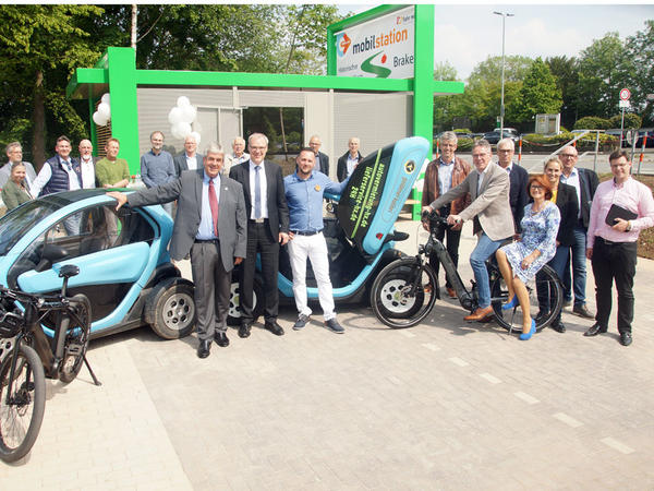 Die Mobilstation in Brakel, direkt gegen&uuml;ber dem Bahnhof, wurde er&ouml;ffnet