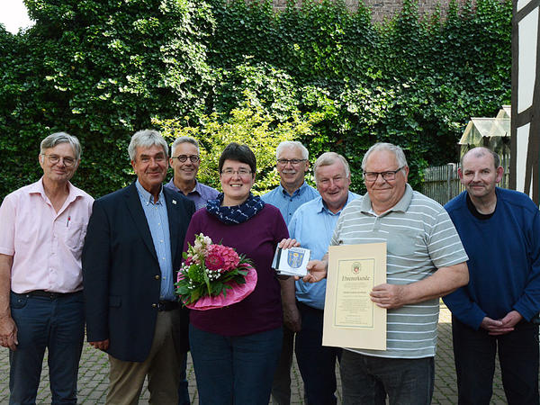 Afra Peters tritt Nachfolge von Harald Kisters an