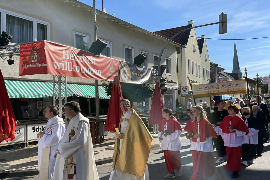 Prozession am Annentag-Sionntag