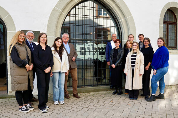 Die Projektbeteiligten des Heimat- und Museumsvereins Brakel, des Stadtmuseums und der einzelnen Schulen.