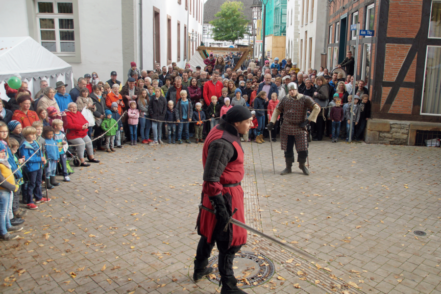 Der Michaelismarkt 2017 fand als hansisches Mittelalterfest unter Beteiligung vieler Mittelaltergruppen im Oktober 2017 statt