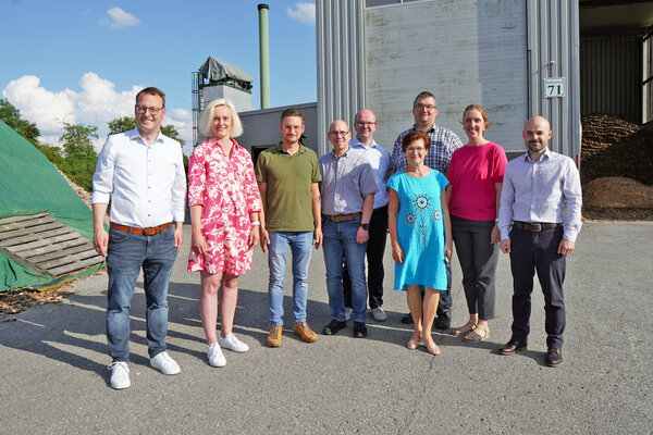 Die Mitglieder des Ausschusses f&uuml;r Wirtschaftsf&ouml;rderung, Stadtmarketing und Kultur erhielten interessante Einblicke in das Unternehmen Nahw&auml;rme Brakel.